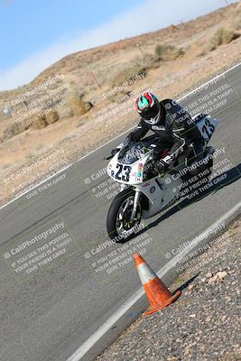 media/Feb-05-2023-Classic Track Day (Sun) [[c35aca4a42]]/Group 3/session 3 turn 13/